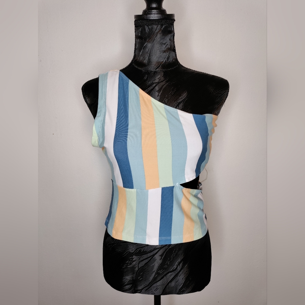 White and Blue Asymmetrical Sleeveless Tank Top